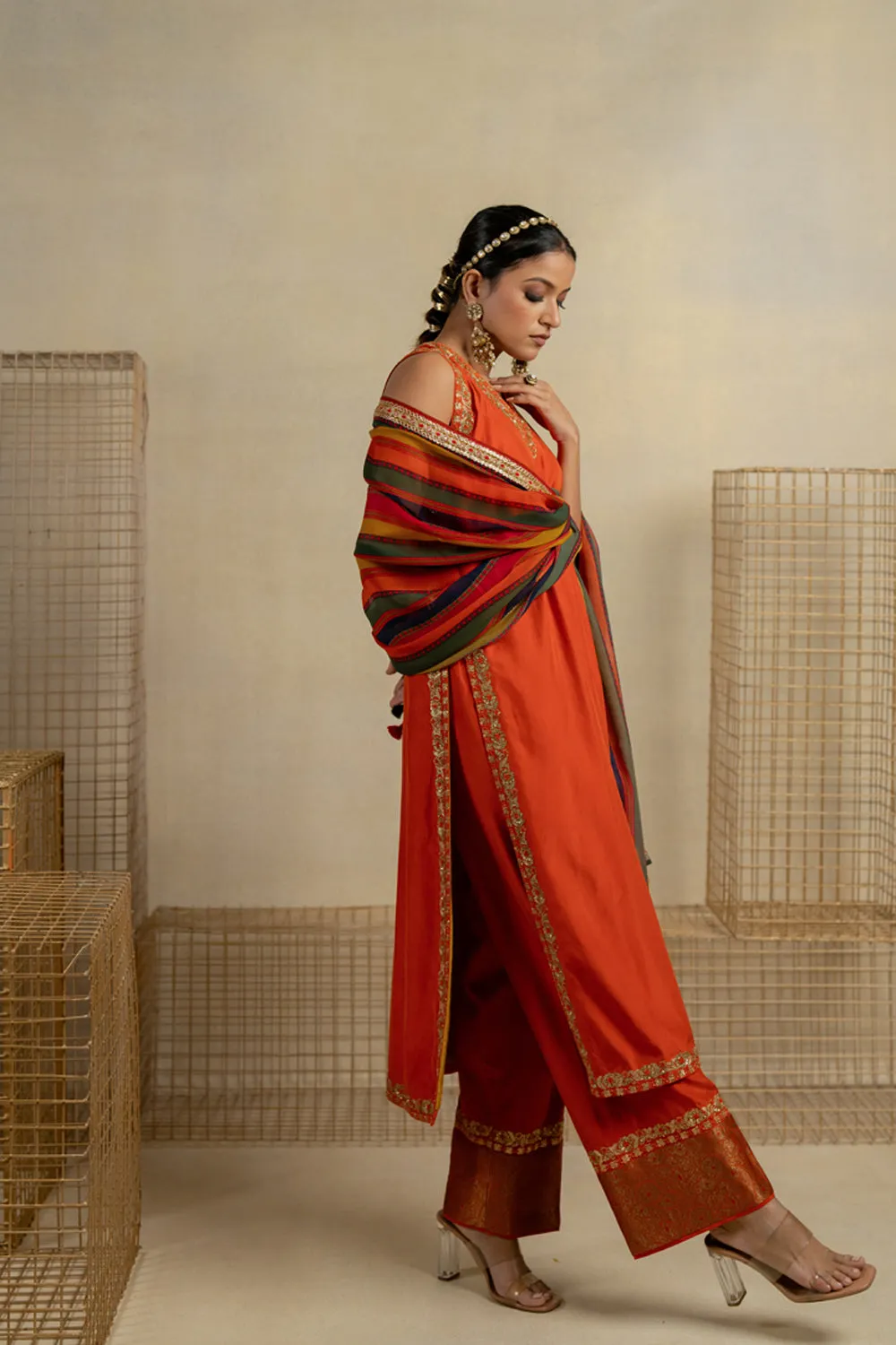 Kesar Kurta With Pants