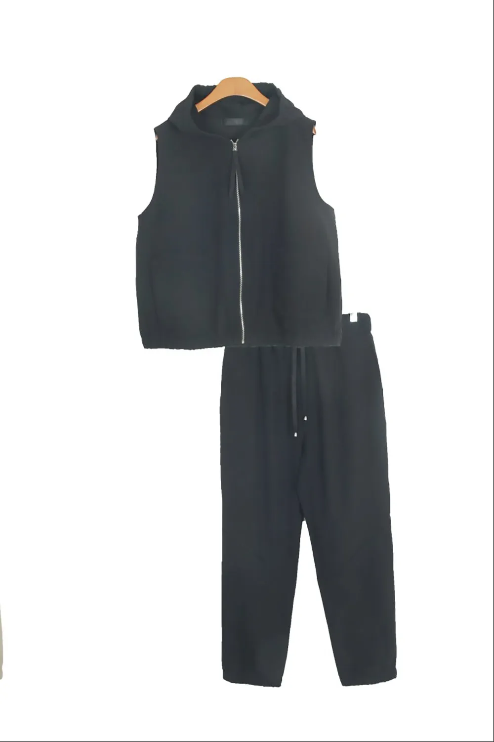 Kyla Light Tech Jogger Pants