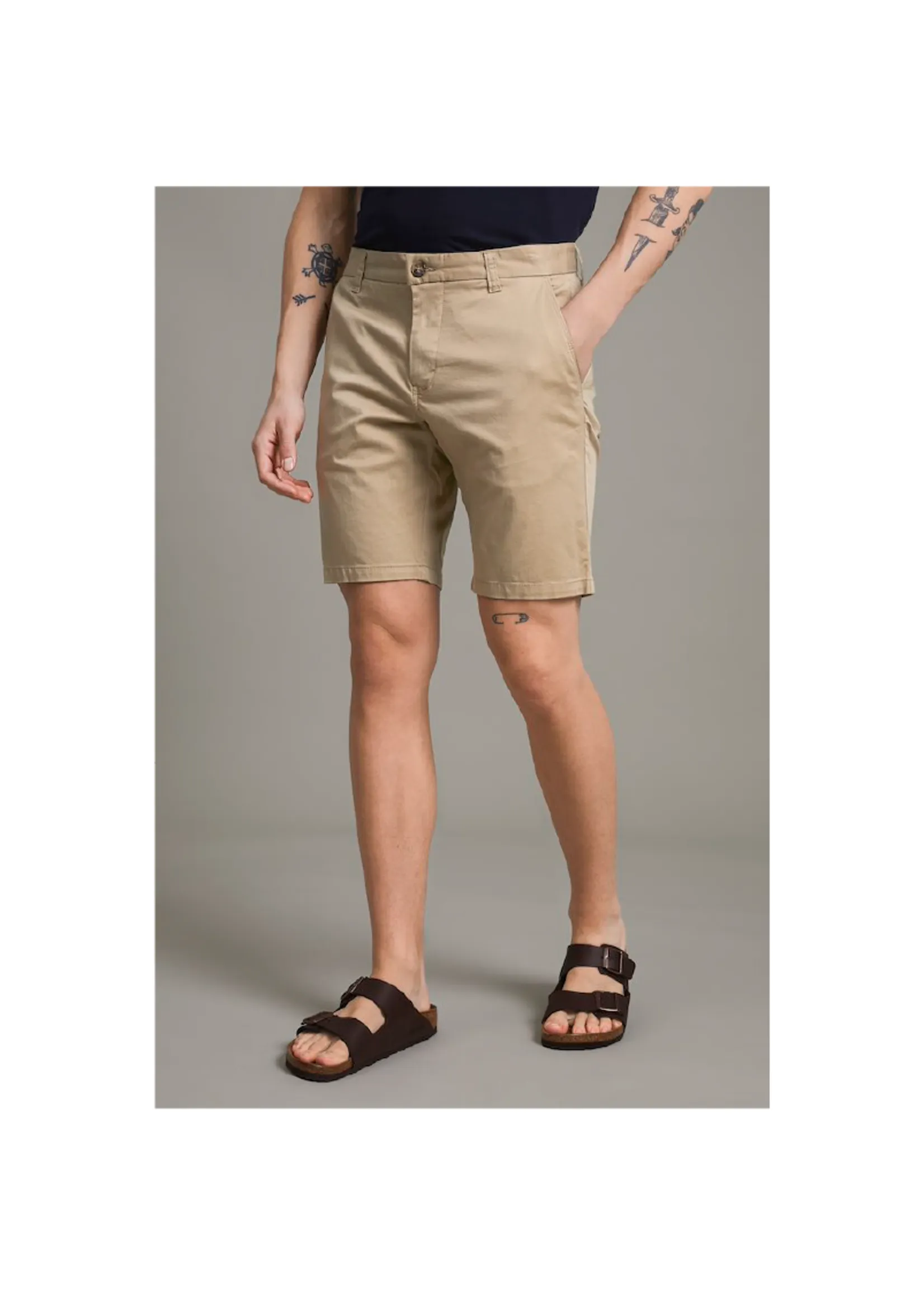 MT30204380 Pristu Chino Short