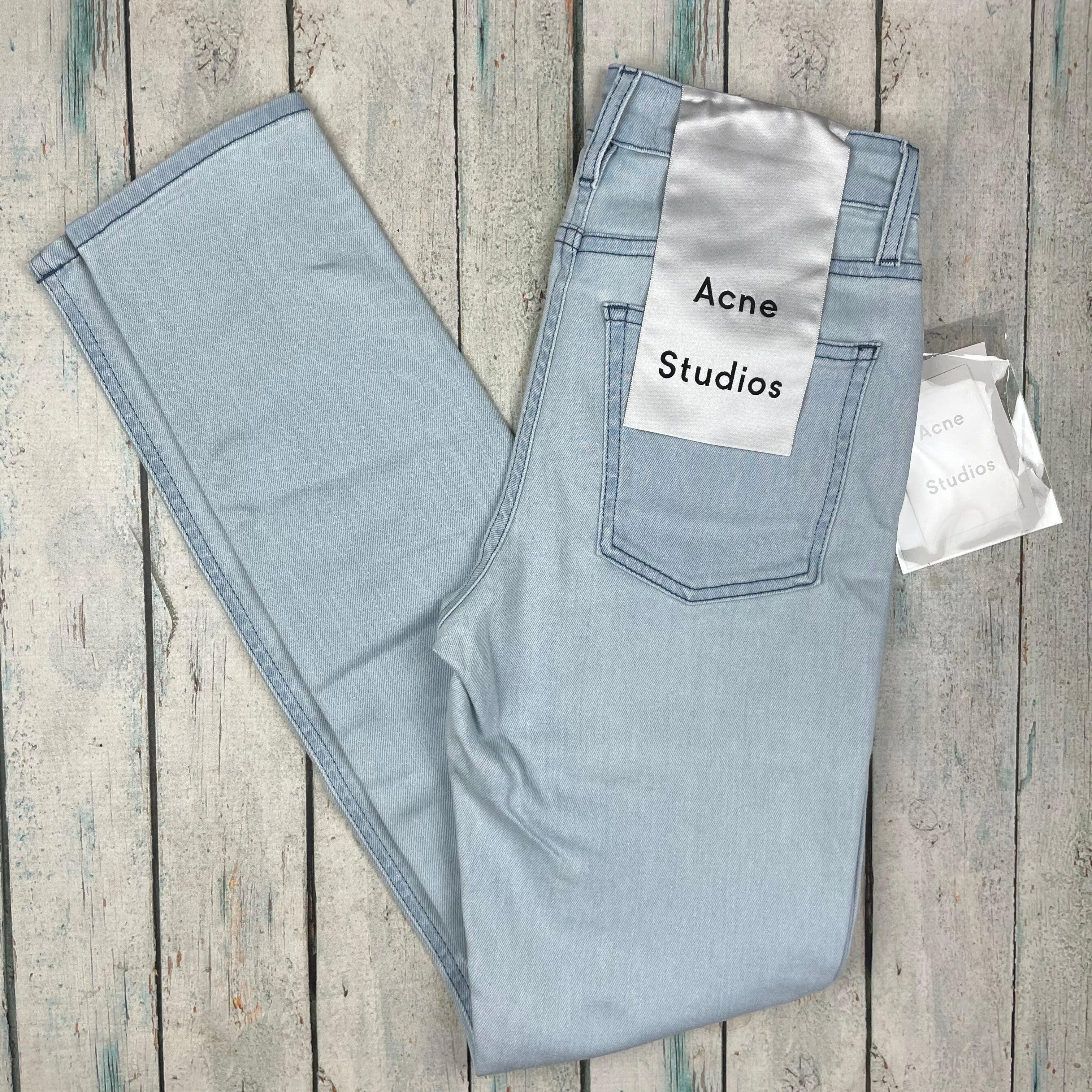 NWT- Acne Ladies 'Skin 5 Pocket' Skinny Jeans - Size 26/32