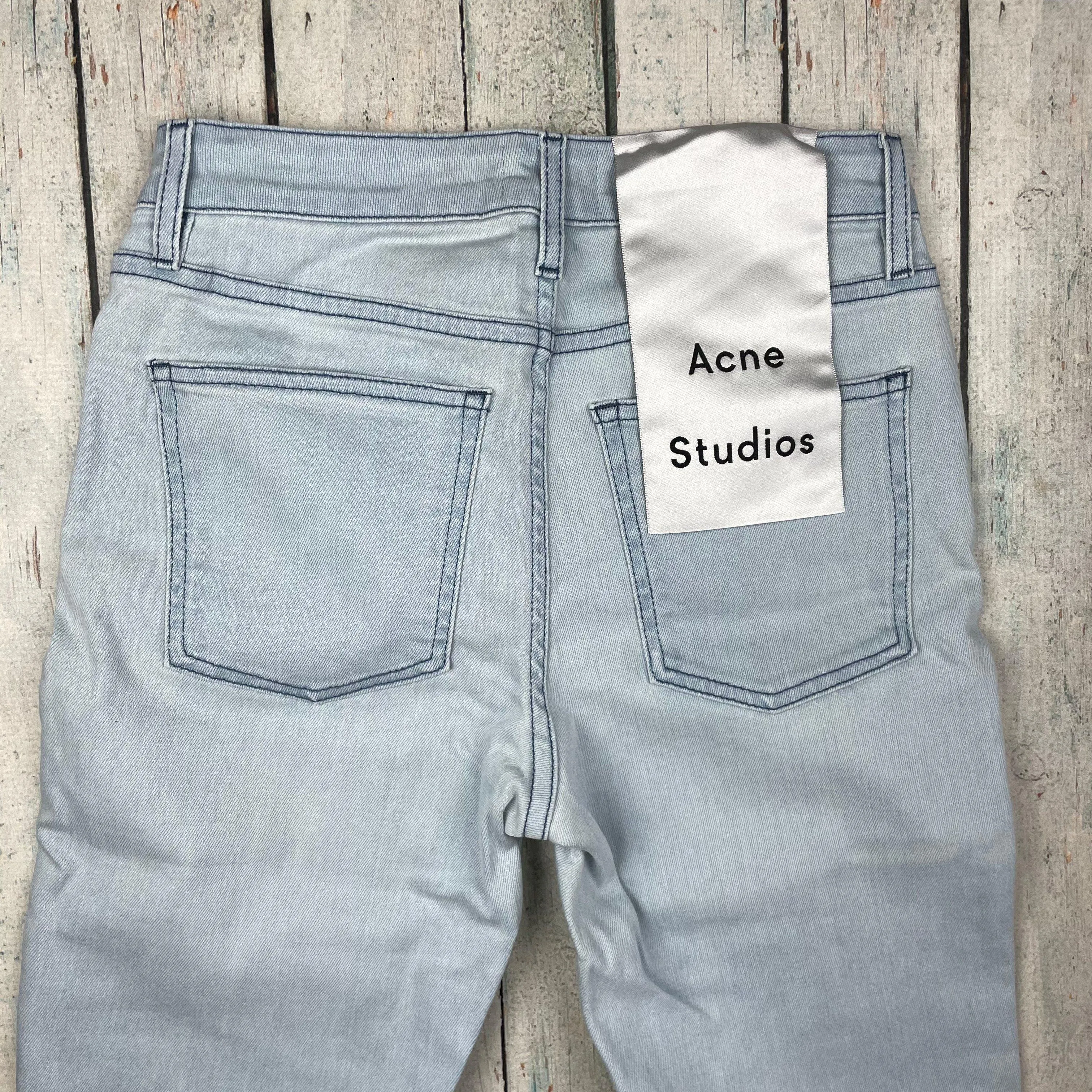 NWT- Acne Ladies 'Skin 5 Pocket' Skinny Jeans - Size 26/32